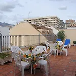 Italia 2*